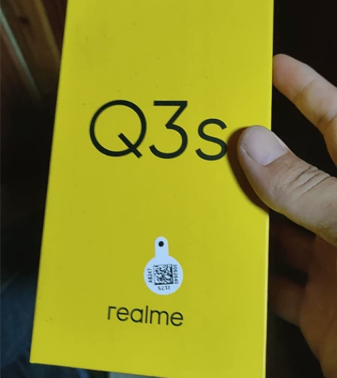 真我Q3s手机盒 感兴趣的话点“我想要”和...