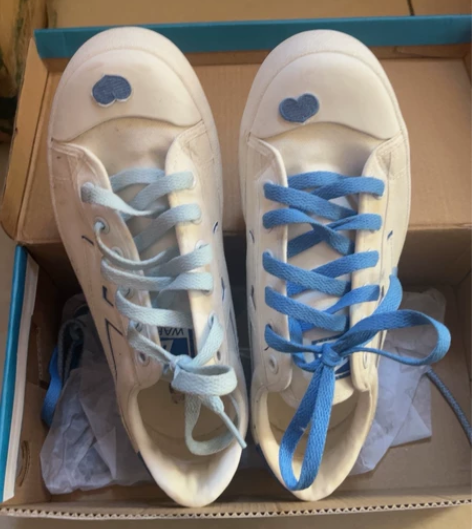 出一双回力的帆布鞋 穿过一两次 39码 盒...