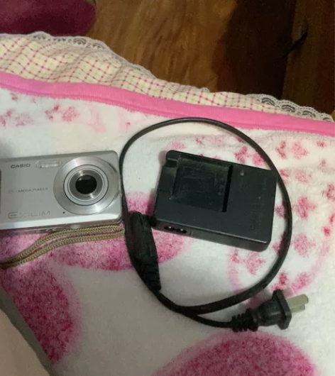 卡西欧 EX-Z9 数码相机 闲置品，有原...