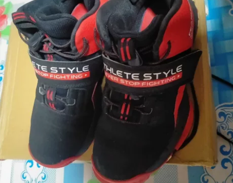 男童正品特步36号鞋内长度23，棉鞋，当天...