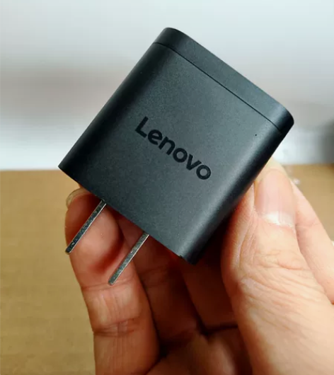 联想5V2A原装充电头10W，全新带膜，膜...