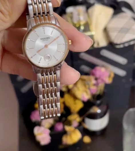 自用雷诺Rarone女士手表，带日历，上海...