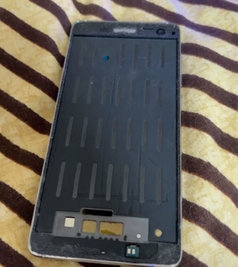 小米4尸体机卖，自用的当时屏幕坏了就没修，...