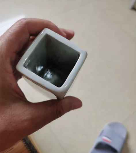 青花瓷小笔筒， 感兴趣的话点“我想要”和我...