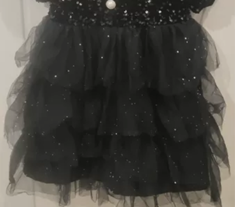 黑色赫本风蛋糕裙,里面可以套秋衣,毛衣12...