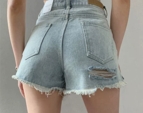 牛仔短裤女2020新款ins复古毛边裤子泫...