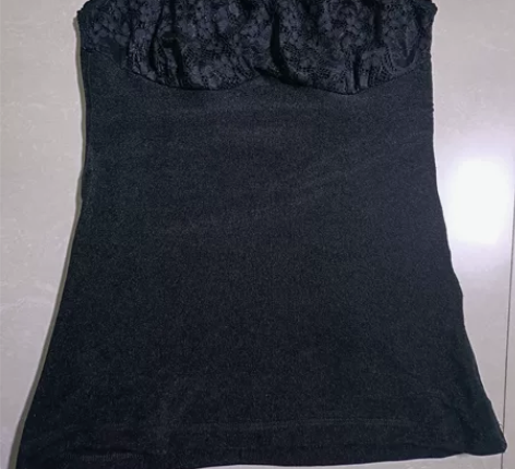 女士加绒背心，质量很好，上身很软，8成新，...