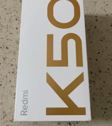 红米手机k50，12+256G，六月份买的...