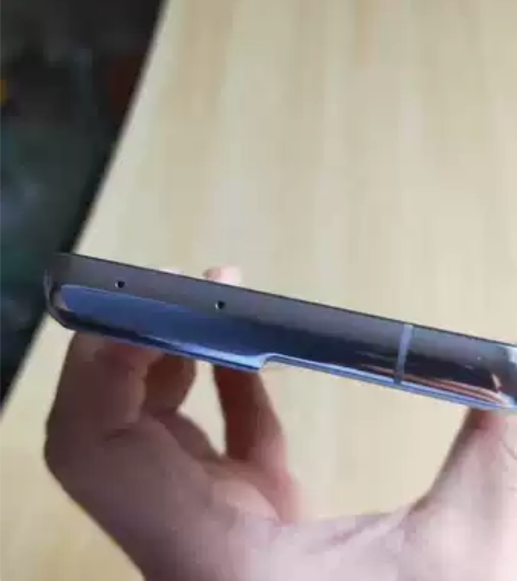 本人使用国行三星S21U手机，12G+25...