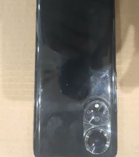 出一个不用的荣耀50 12+256 后壳...