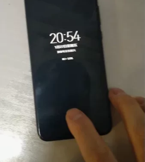 荣耀20青春版，6+64，功能都正常，指纹...