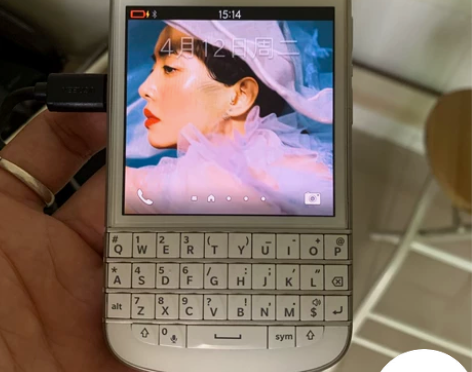 BlackBerry/黑莓 Q10 联通4...