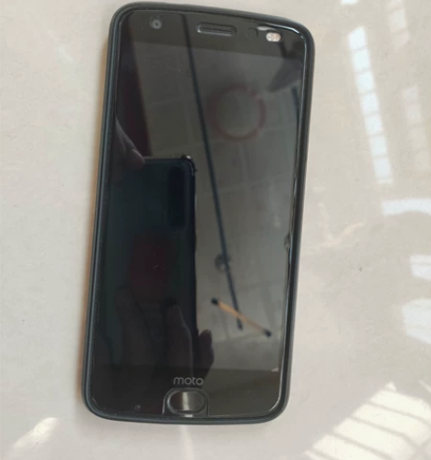 包邮，美版moto Z2force  4+...