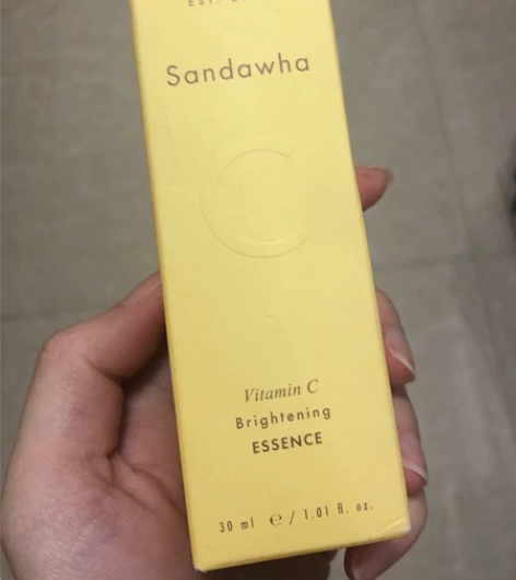 Sandawha维他命C提亮精华 用量看图...