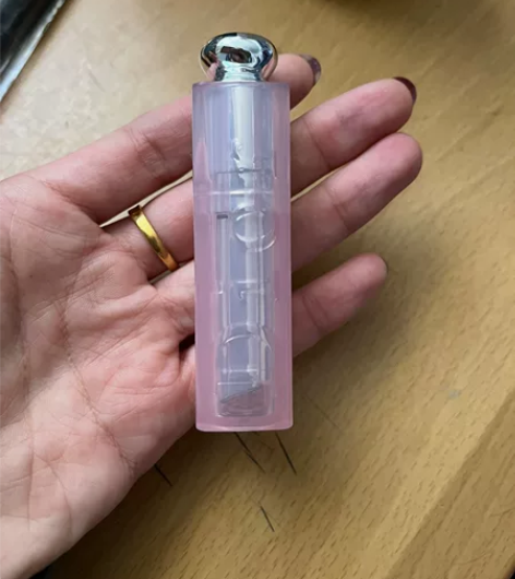 迪奥变色润唇膏12号色 感兴趣的话点“我想...