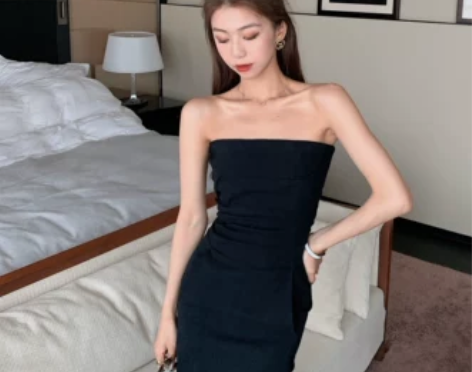 气质显瘦一字肩抹胸连衣裙女2020新款夏约...