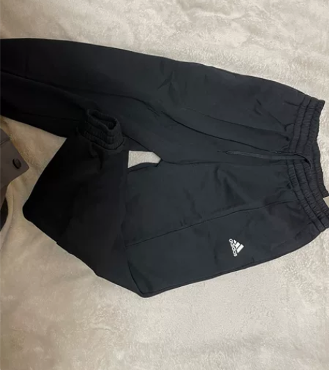 阿迪达斯加绒裤子一条 全新闷包正品 感兴趣...