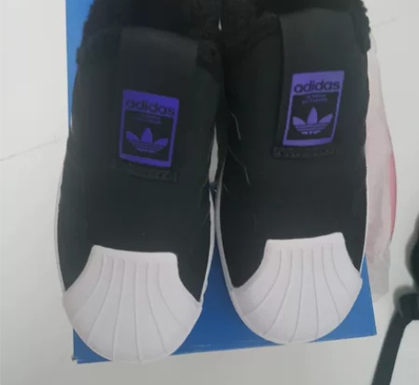全新正品阿迪贝壳鞋，京东旗舰店购入，加绒款...