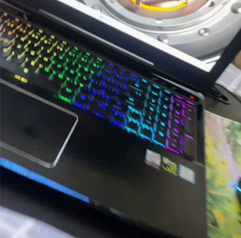 9成新机械革命游戏本无拆无修无进水 各功能...