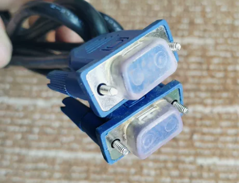 vga显示器电视数据线，标价是单条不包邮，...