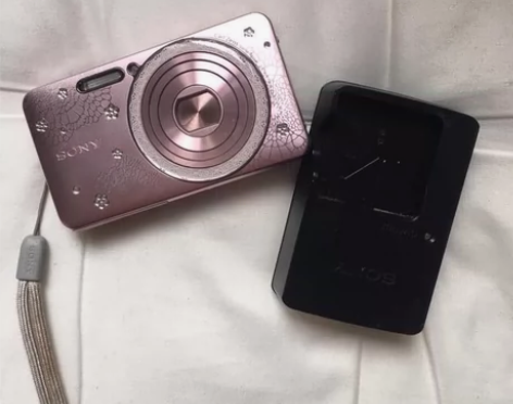 索尼ccd，w570d樱花粉，仅一台，老式...