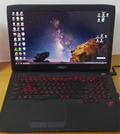 出自用华硕玩家国度G751JY 17.3寸...