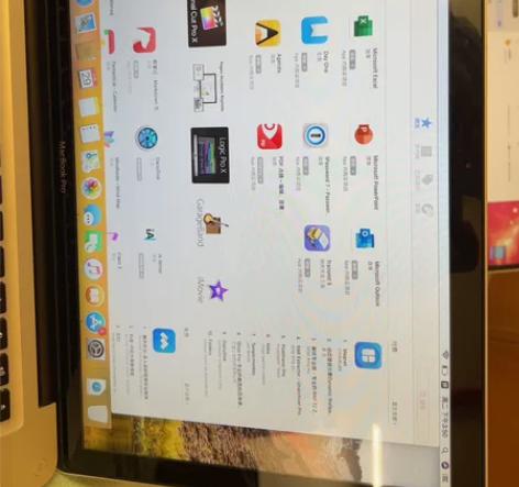 mac book pro 2010年 15...