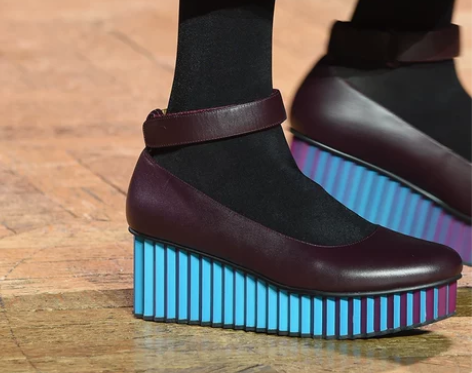 UN united nude/三宅一生联名...