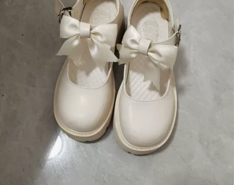 复古玛丽珍鞋 感兴趣的话点“我想要”和我私...