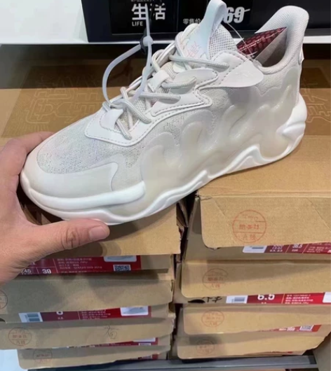 安踏女鞋款潮拜秋款虫洞科技女款休闲网面老爹...