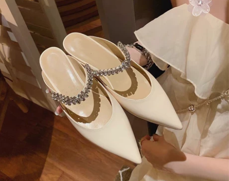 水钻尖头浅口平底单鞋仙女风2022新款漆皮...