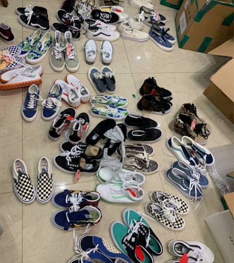 Vans 新一季开箱到货 尺码都是断码,3...