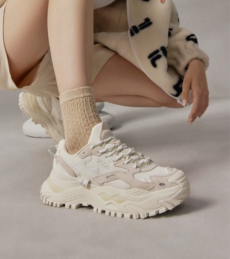 全新 斐乐老爹鞋35.5码，保真，欧阳娜娜...