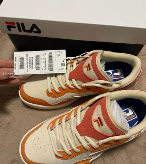 Fila新款橙色滑板鞋 全新  入手渠道 ...