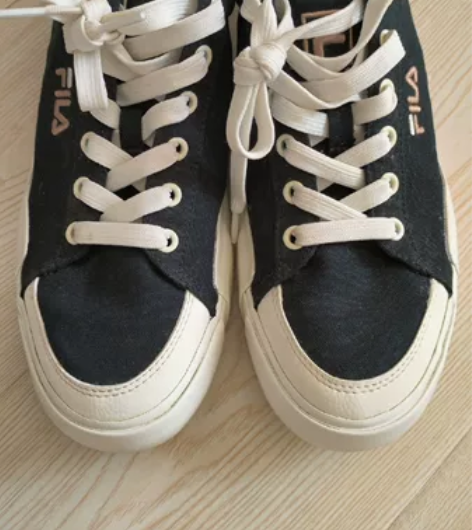 FILA Fusion 斐乐潮牌帆布鞋，正...