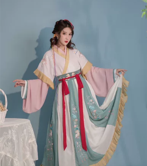 醉雨朵兔莲语汉服女正品原创中国风白菜晋制齐...