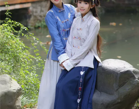 全新带吊牌 包邮兰若庭汉服 流年 立领 基...