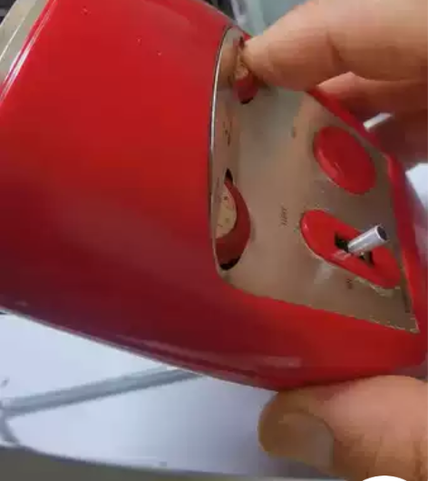 飞鸽、永久、凤凰自行车。老自行车灯收音机。...