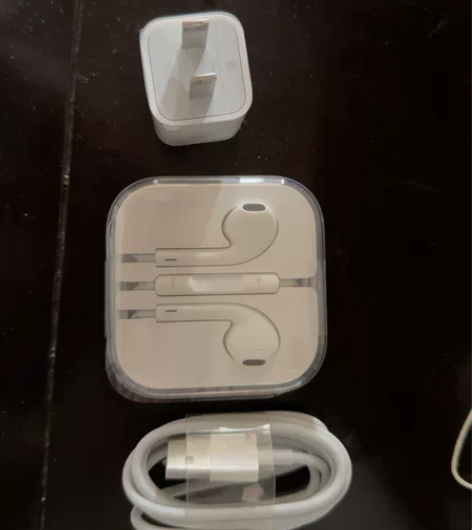 iPhone 原装正品 手机配的充电线 充...