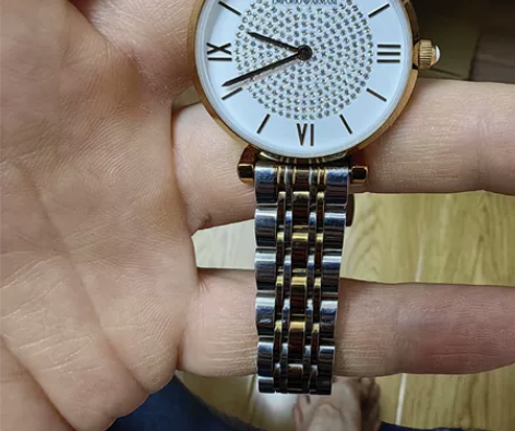 阿玛尼女士手表，公司福利发的，全套盒子说明...