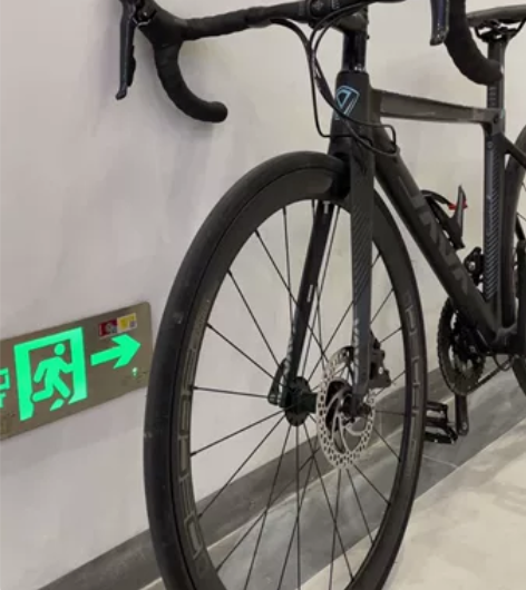 JAVA公路自行车铝合金碟刹公路车变速22...
