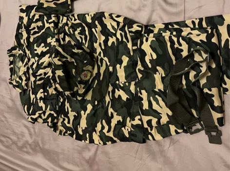 亲子迷彩服，帽子，腰带一应俱全。孩子120...