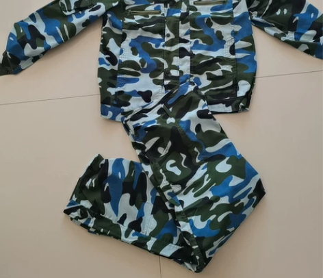 九成新迷彩服，男180码，宽松版，售出不退...