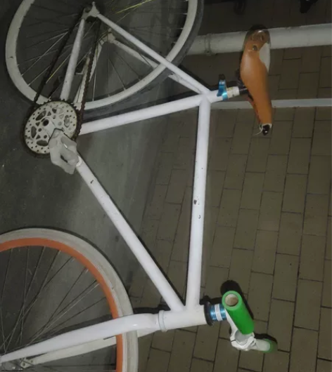 出一台自用的死飞平把自行车 骑起来非常顺 ...