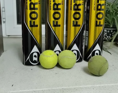 正品邓禄普网球,不破不坏,适合初学者练习用...