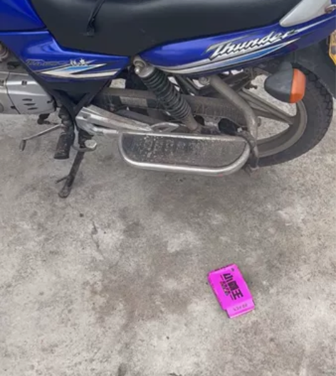 铃木SUZUKI锐爽en125摩托车 除了...