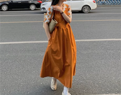 v领连衣裙女夏季2021新款法式复古初恋桔...