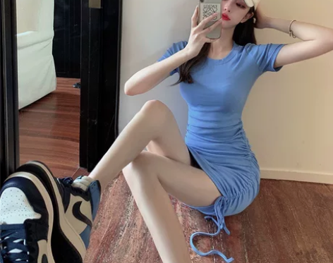 短袖抽绳连衣裙女设计感收腰显瘦包臀裙 感兴...