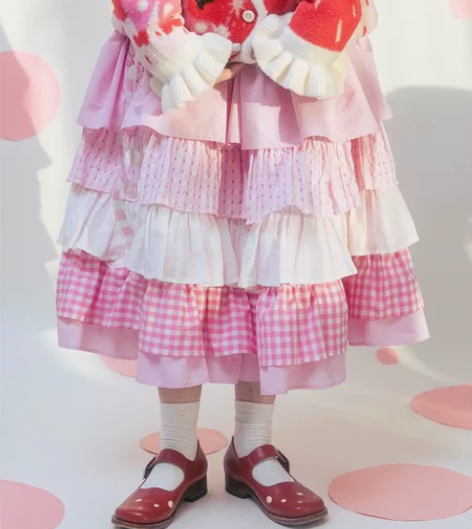 Meugler牛稠岛 奇幻马戏团 粉红小蛇...