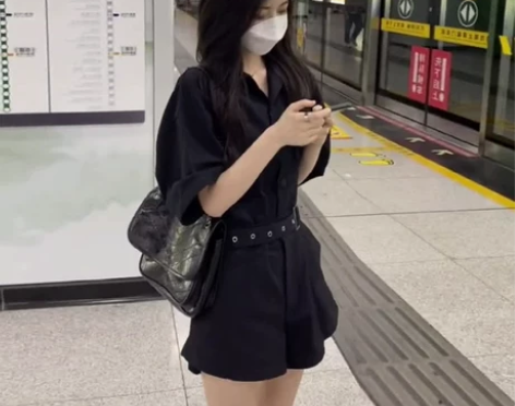 黑色收腰工装风连体裤裙子 只穿过一次